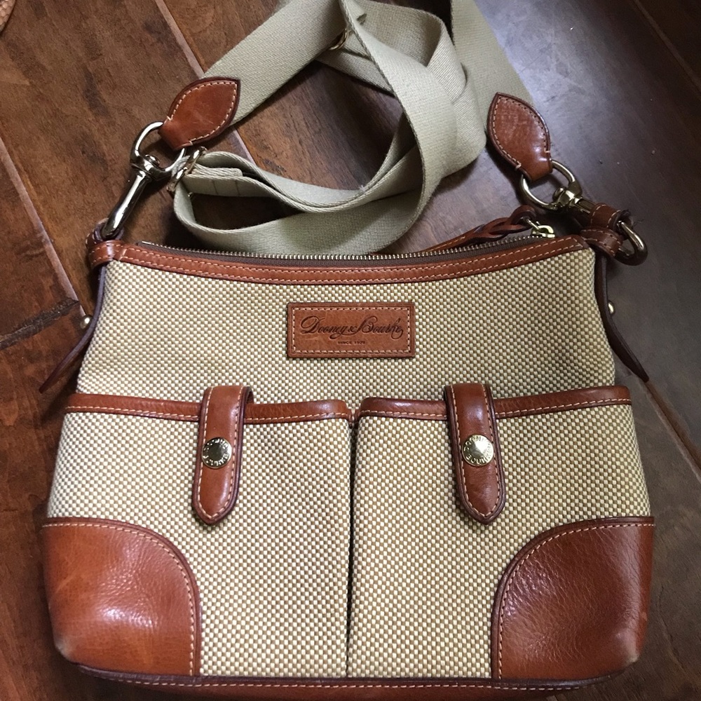 Dooney&Bourke crossbody bag